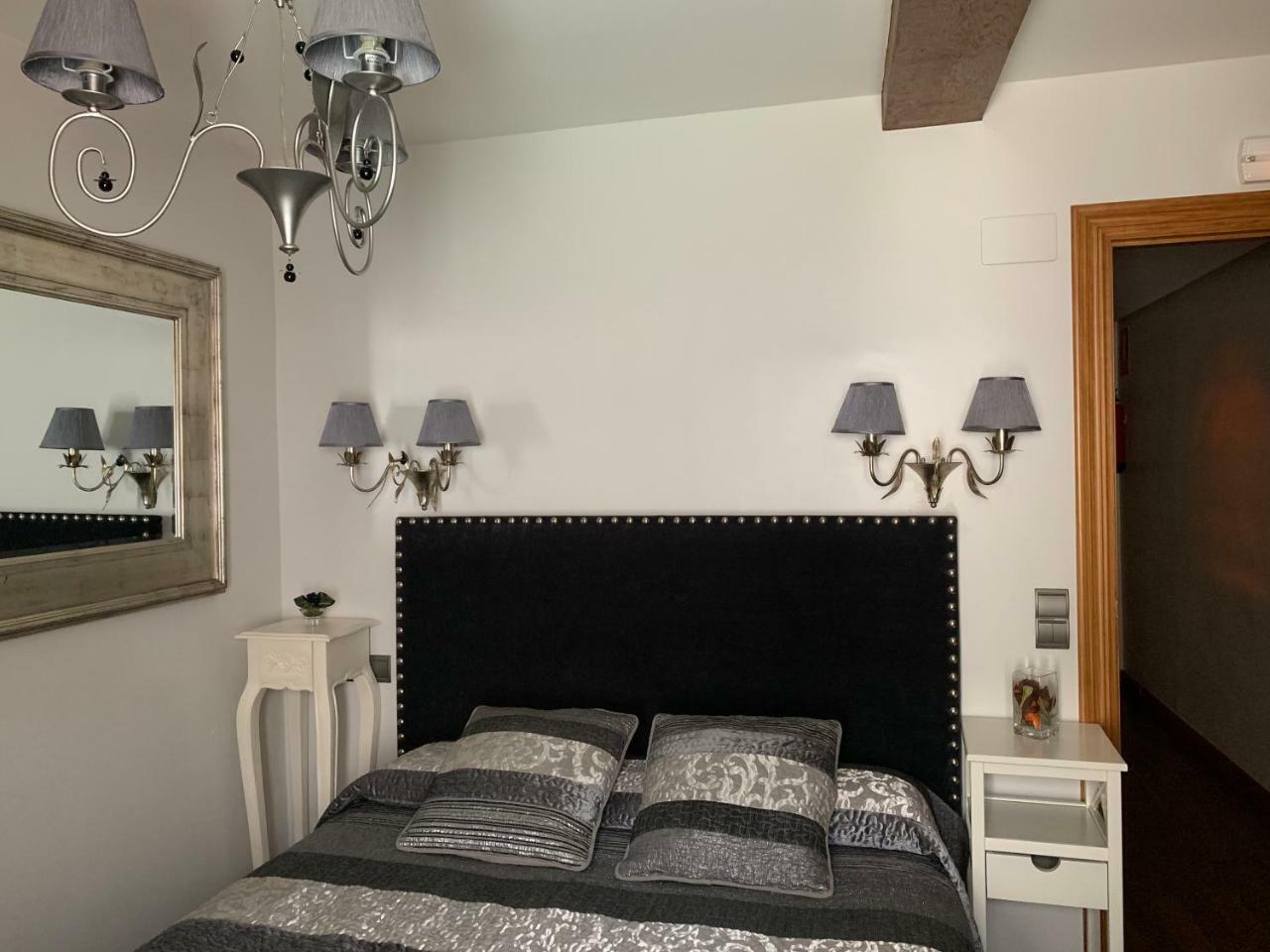 Hostal El Resbalon Сервера-де-Писуэрга Экстерьер фото