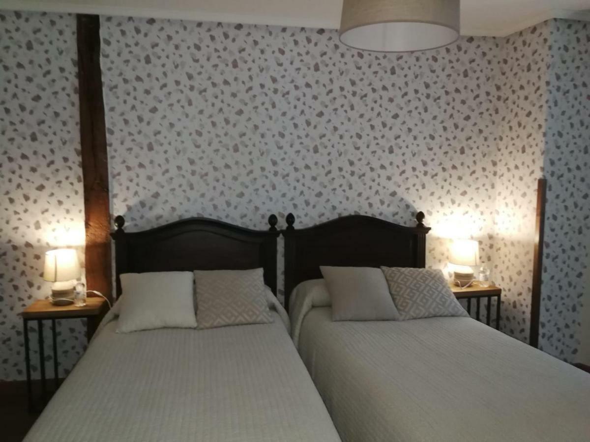 Hostal El Resbalon Сервера-де-Писуэрга Экстерьер фото